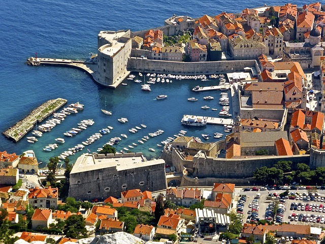 De oude stadshaven van Dubrovnik
